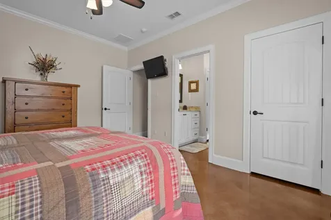 150 Private Road 6421 Palestine TX 75803