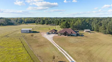 150 Private Road 6421 Palestine TX 75803