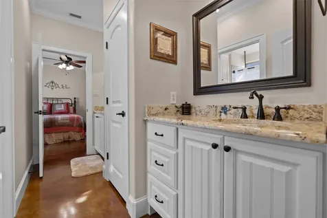 150 Private Road 6421 Palestine TX 75803