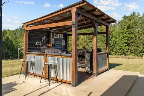 150 Private Road 6421 Palestine TX 75803