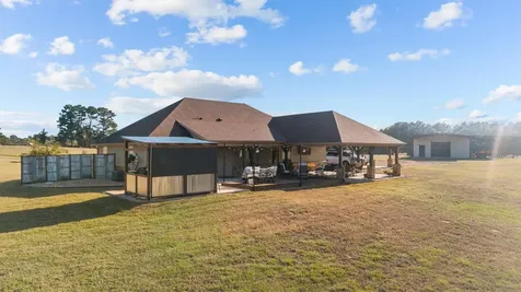 150 Private Road 6421 Palestine TX 75803