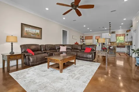 150 Private Road 6421 Palestine TX 75803