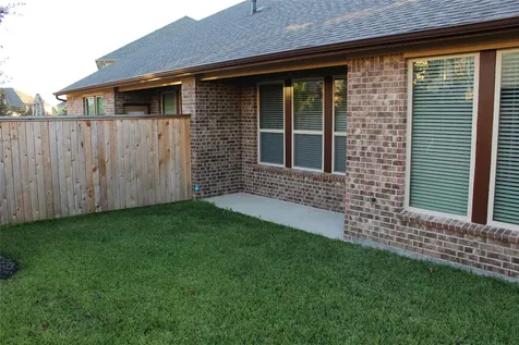 24 Centennial Ridge The Woodlands TX 77354