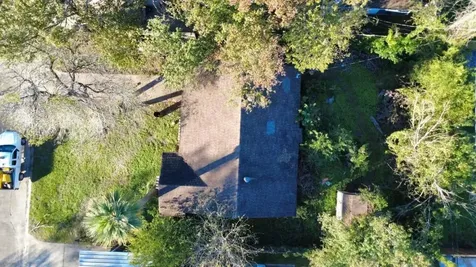 822 Woodhue Street Channelview TX 77530
