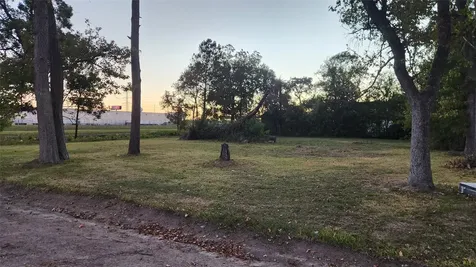 15607 Dowlwood Drive Houston TX 77032