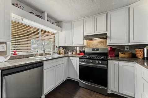 16032 1/2 Ridlon Street Channelview TX 77530