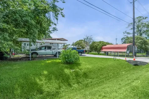 16032 1/2 Ridlon Street Channelview TX 77530