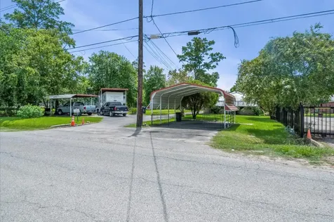 16032 1/2 Ridlon Street Channelview TX 77530