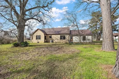 370 Austin Street Timpson TX 75975