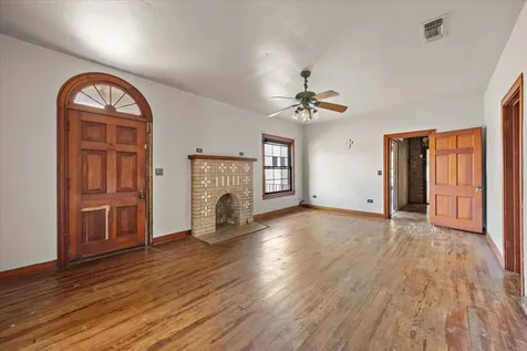 370 Austin Street Timpson TX 75975