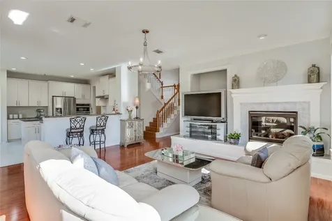 5914 Saber River Sugar Land TX 77479