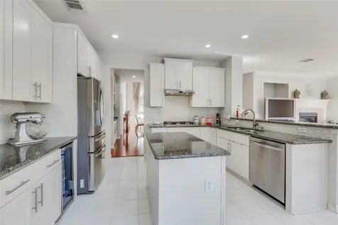 5914 Saber River Sugar Land TX 77479
