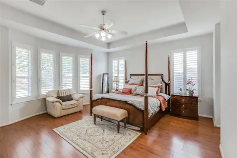 5914 Saber River Sugar Land TX 77479