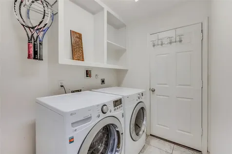 5914 Saber River Sugar Land TX 77479