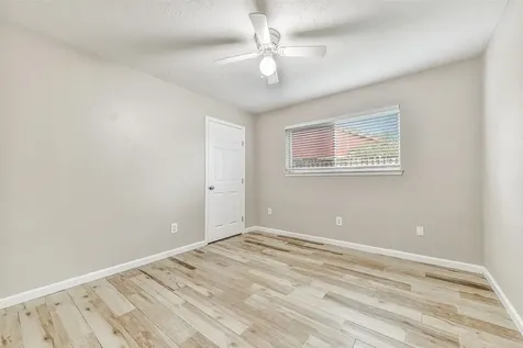 5206 Appleblossom Lane Friendswood TX 77546