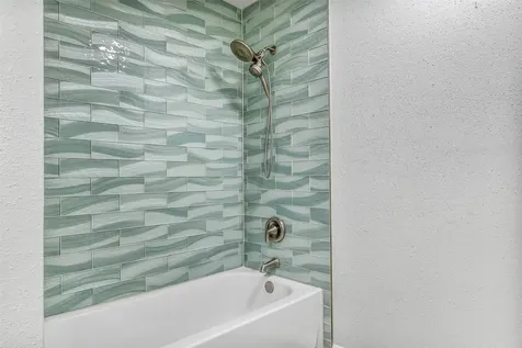 5206 Appleblossom Lane Friendswood TX 77546