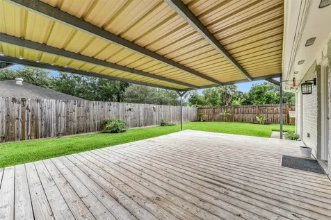 5206 Appleblossom Lane Friendswood TX 77546
