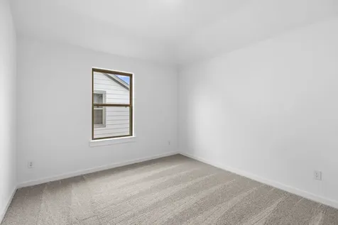 5219 Getty Lane Iowa Colony TX 77583