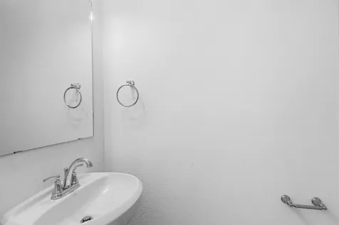 5219 Getty Lane Iowa Colony TX 77583