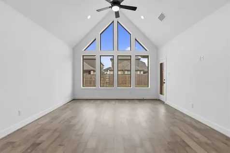 5219 Getty Lane Iowa Colony TX 77583