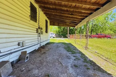 3285 Texas Street Beaumont TX 77703