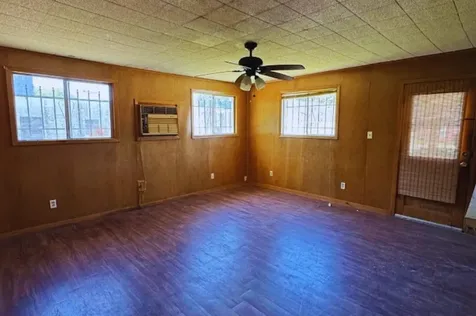 3285 Texas Street Beaumont TX 77703
