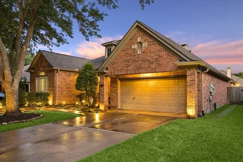 3114 Red Maple Drive Friendswood TX 77546