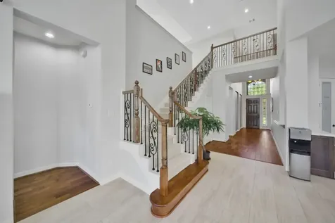 6718 Sotoria Lane Sugar Land TX 77479