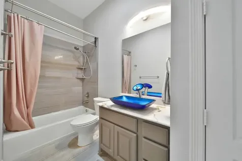 6718 Sotoria Lane Sugar Land TX 77479