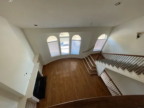 6353 Richmond Avenue 124 Houston TX 77057