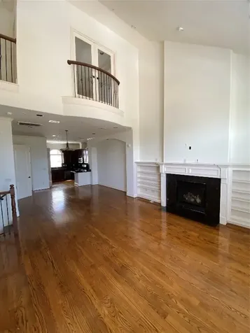 6353 Richmond Avenue 124 Houston TX 77057