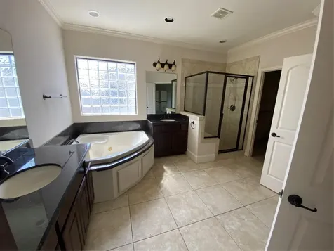6353 Richmond Avenue 124 Houston TX 77057