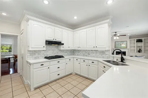 1219 Larkspur Lane Seabrook TX 77586