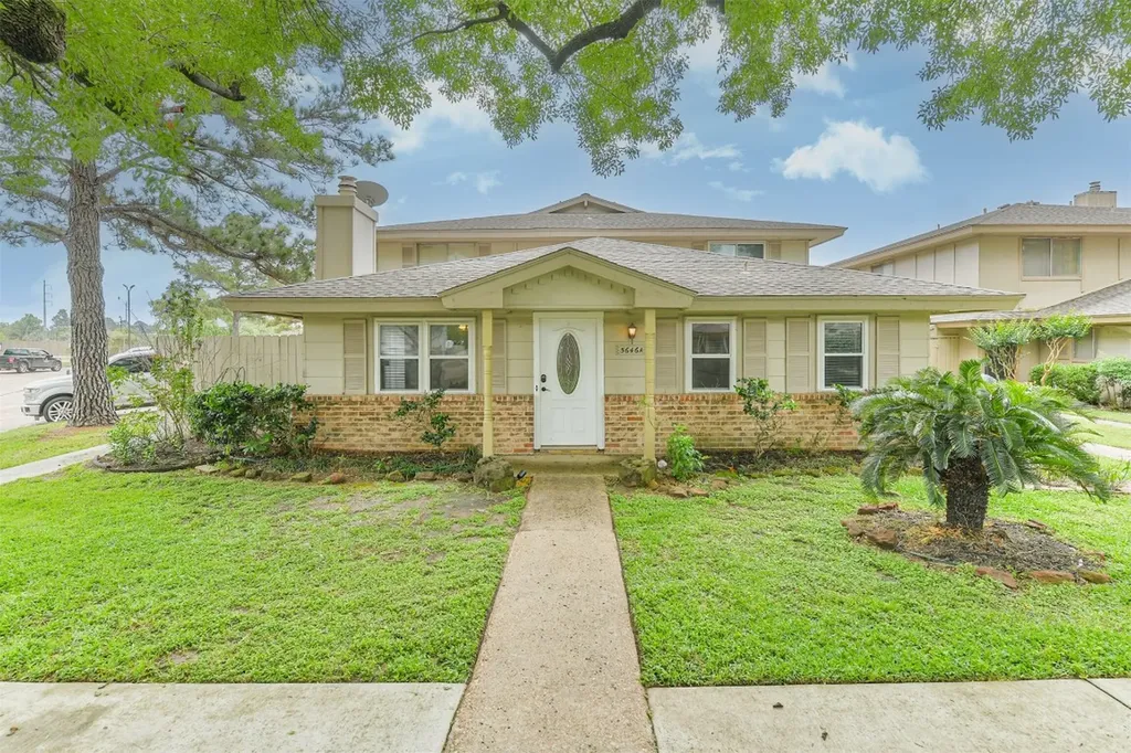 5646 Birchmont Drive 11 Houston TX 77091