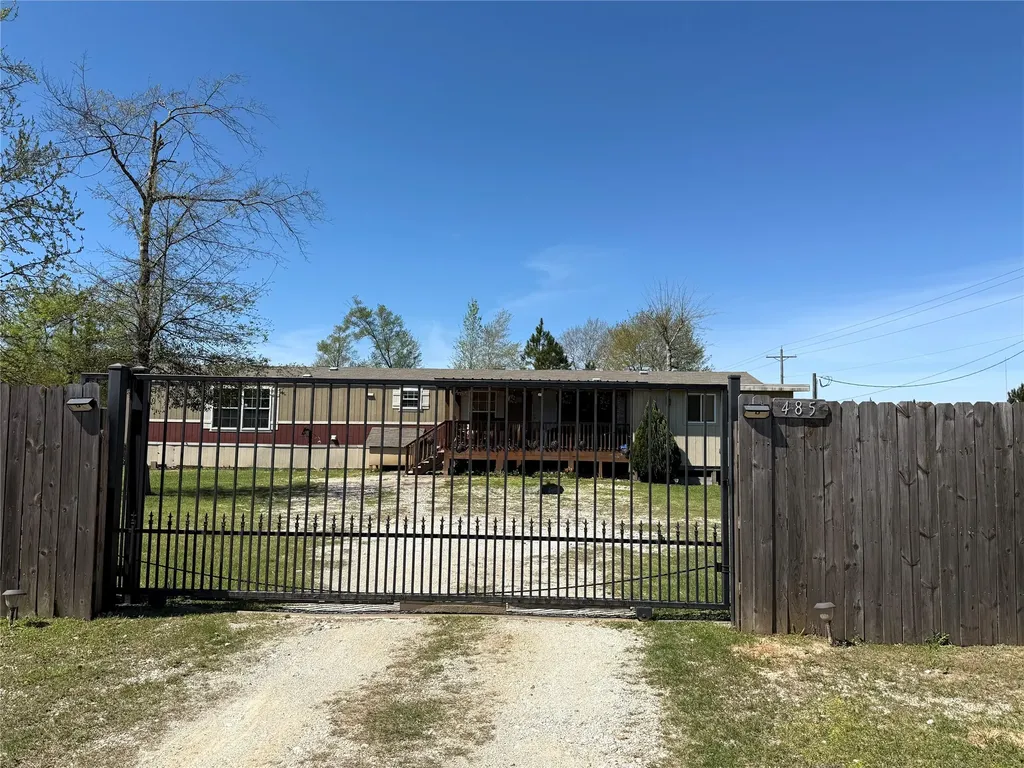 485 County Road 5006 Cleveland TX 77327