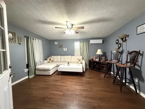 485 County Road 5006 Cleveland TX 77327