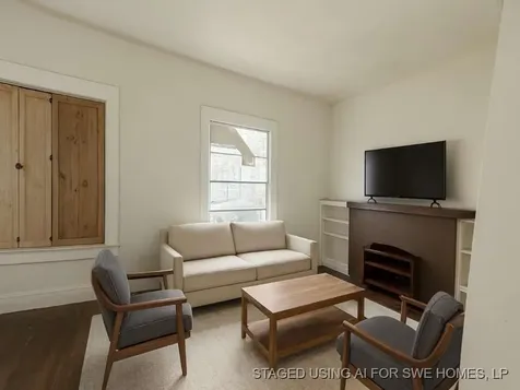 509 N Waggoner Street Electra TX 76360