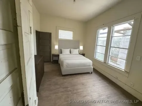509 N Waggoner Street Electra TX 76360