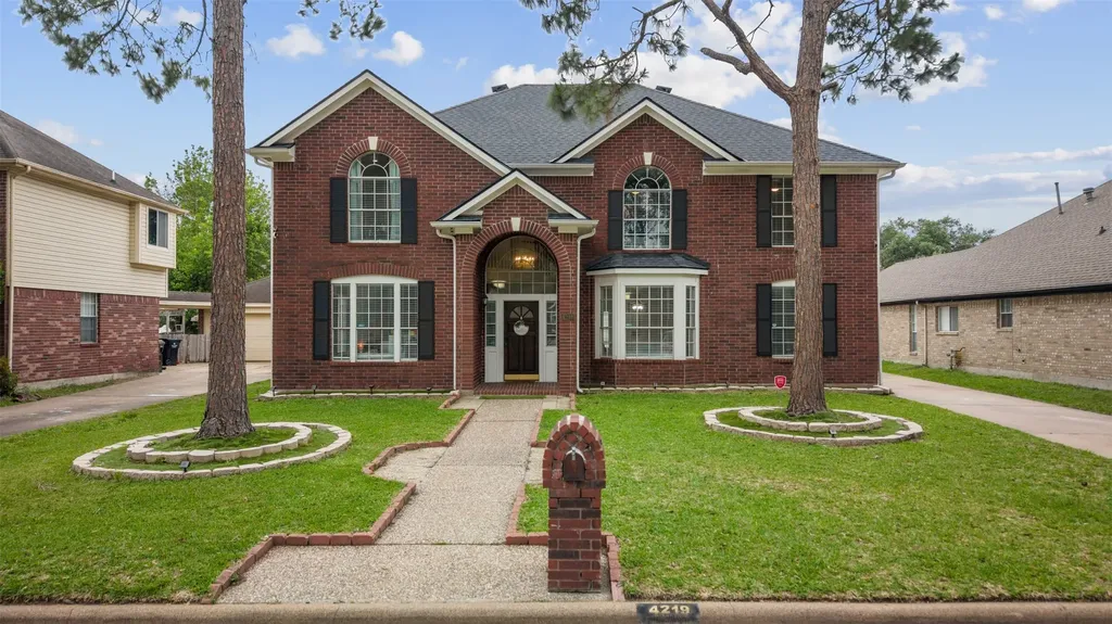 4219 Glenchase Lane Houston TX 77014