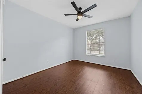 4219 Glenchase Lane Houston TX 77014