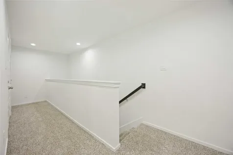 7715 Inwood Hills Lane Houston TX 77088