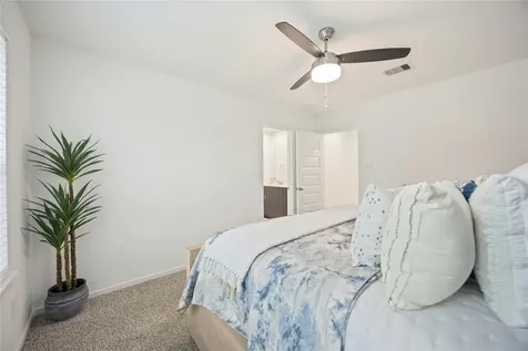 7715 Inwood Hills Lane Houston TX 77088