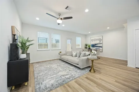 7715 Inwood Hills Lane Houston TX 77088