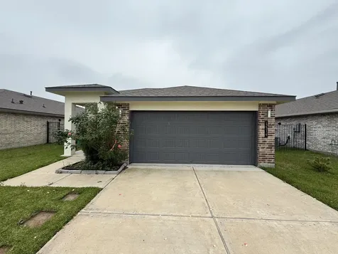 1514 Truckee River Drive Rosharon TX 77583