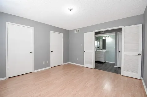 1515 Sandy Springs Road 1006 Houston TX 77042