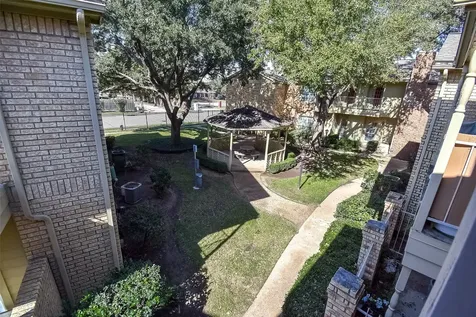 1515 Sandy Springs Road 1006 Houston TX 77042