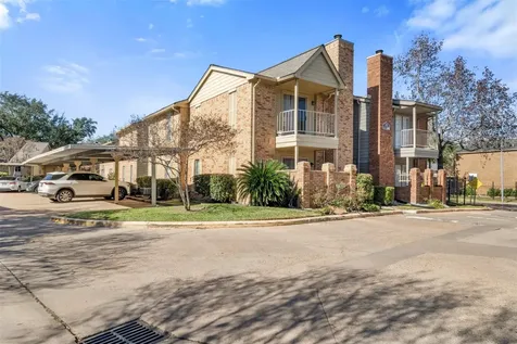 1515 Sandy Springs Road 1006 Houston TX 77042