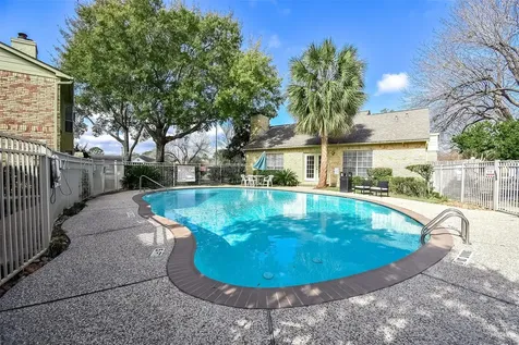 1515 Sandy Springs Road 1006 Houston TX 77042