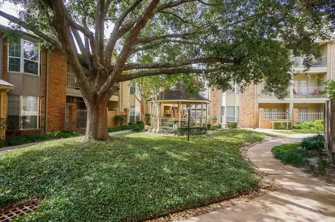 1515 Sandy Springs Road 1006 Houston TX 77042