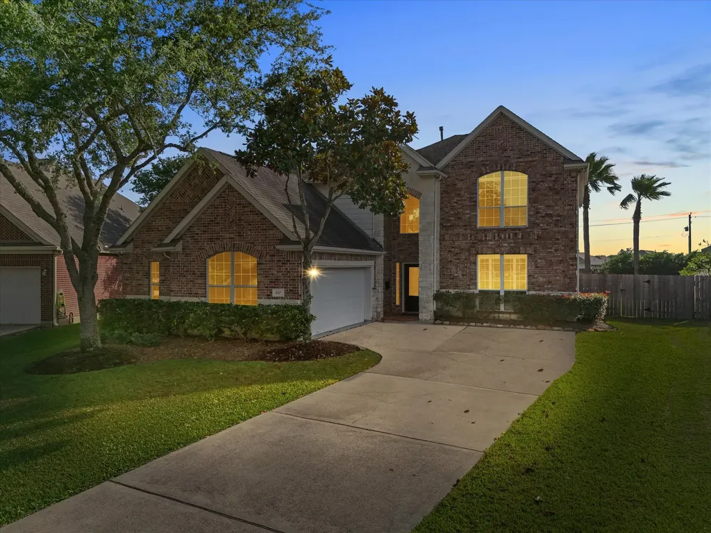617 Forest Village La Marque TX 77568
